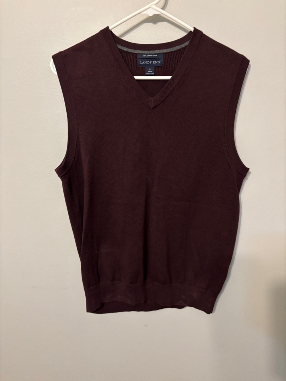 Lands' End Men's V-Neck Sweater Vest - Burgundy